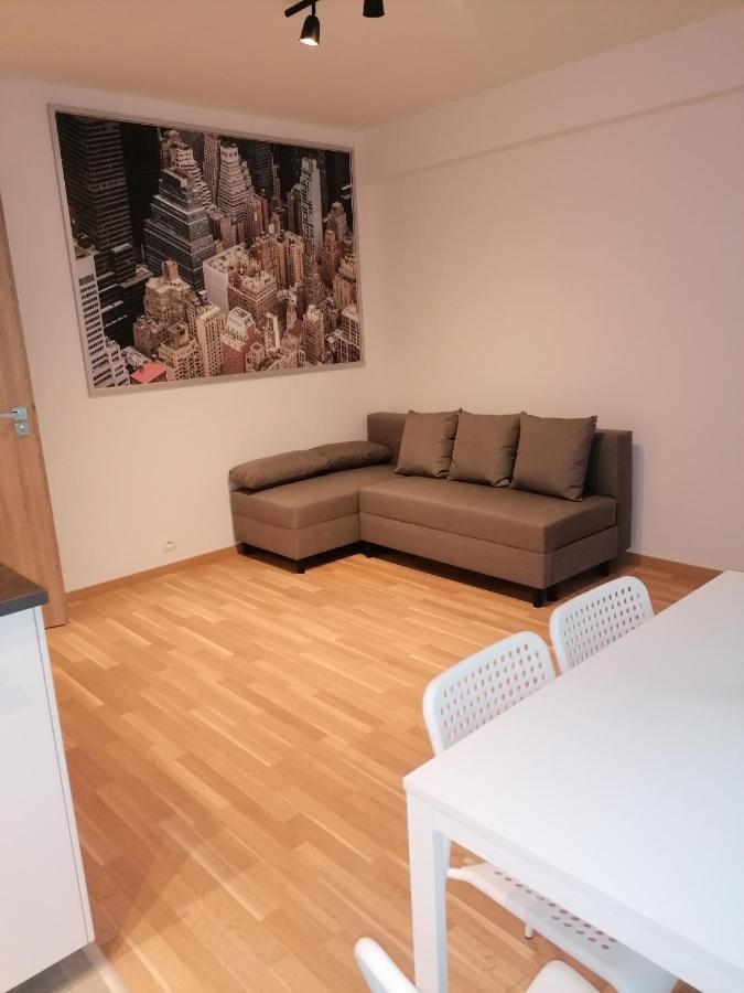 Brand New Two Room Apartment #26 With Free Secure Parking Close To Center Prága Kültér fotó